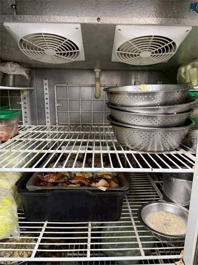 快新聞/「紅豆食府」天母店食物中毒!8人吃完年夜飯上吐下瀉 衛生局停業稽查