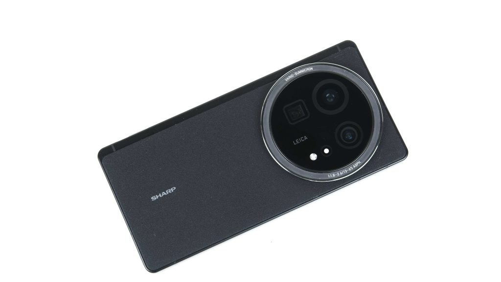 「開箱」SHARP AQUOS R9 pro – 一支有著 Leica 可樂標的日系攝影專機