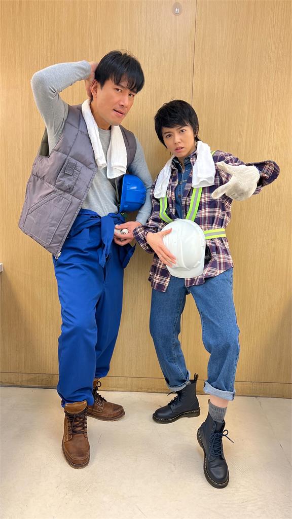 王瞳加入《愛的榮耀》先救他!挑戰開怪手秒變「工地情人」 王瞳加入《愛的榮耀》先救落海傅子純!挑戰開怪手秒變「工地情人」