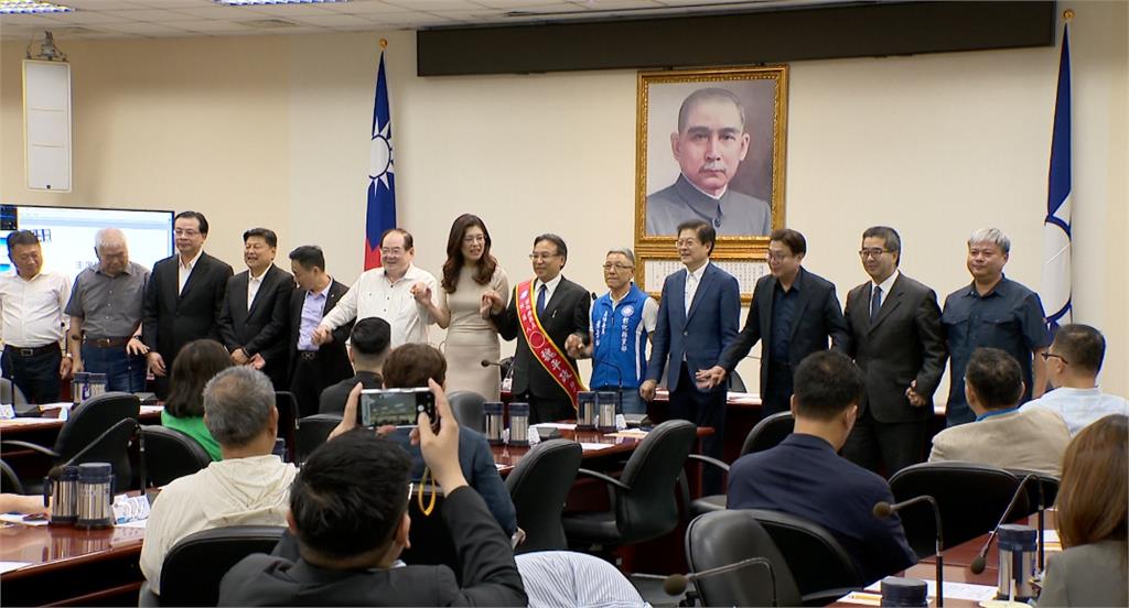 真反彈！ 彰化縣長徵召風波擴大 　＂反胃聯盟＂拒投魏平政