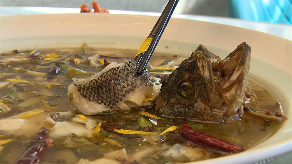 「老壇酸菜魚」酸香夠味　潮汕滷味飄濃濃中藥香