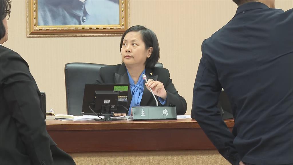 快新聞/李貞秀竟坐主席台!稱「代理召委」惹黃捷怒 李柏毅批國民黨小護航