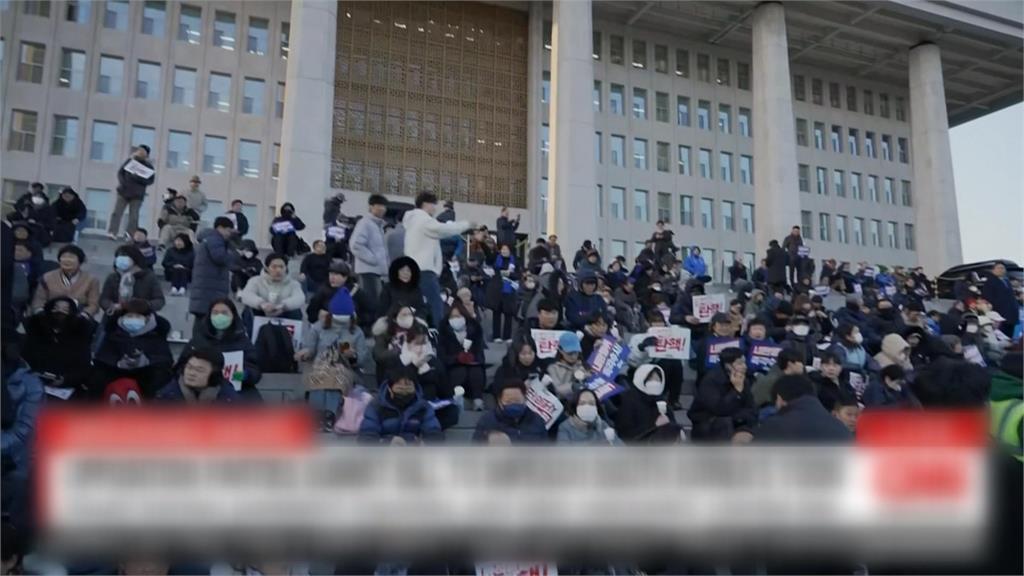 尹錫悅短命戒嚴惹民怨　南韓勞團示威罷工施壓