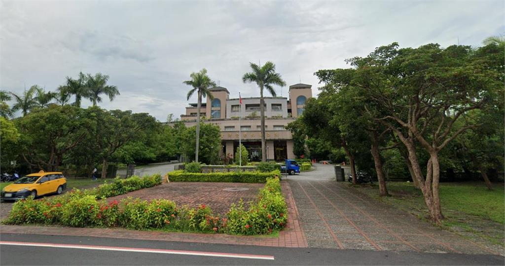 海軍少校「幫抓蟑螂」闖房硬上女士官！貼身淫喊「我結紮了」下場曝光