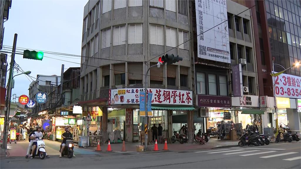 花蓮天災重創觀光!昔賣千杯「鋼管紅茶」阿公獨撐嘆:1天只賣20杯