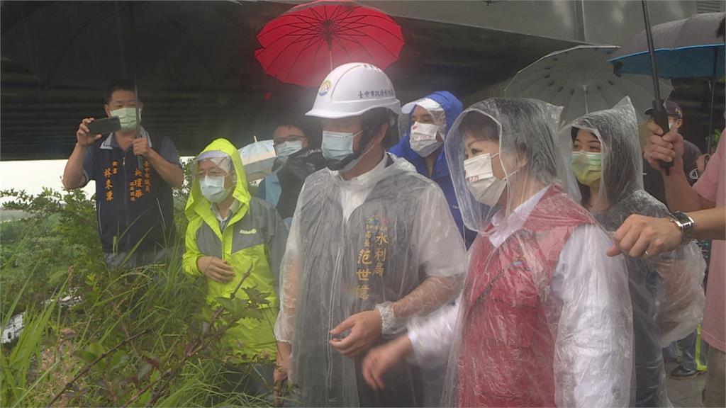 台中豪雨不斷傳零星災情 盧秀燕視察抽水站
