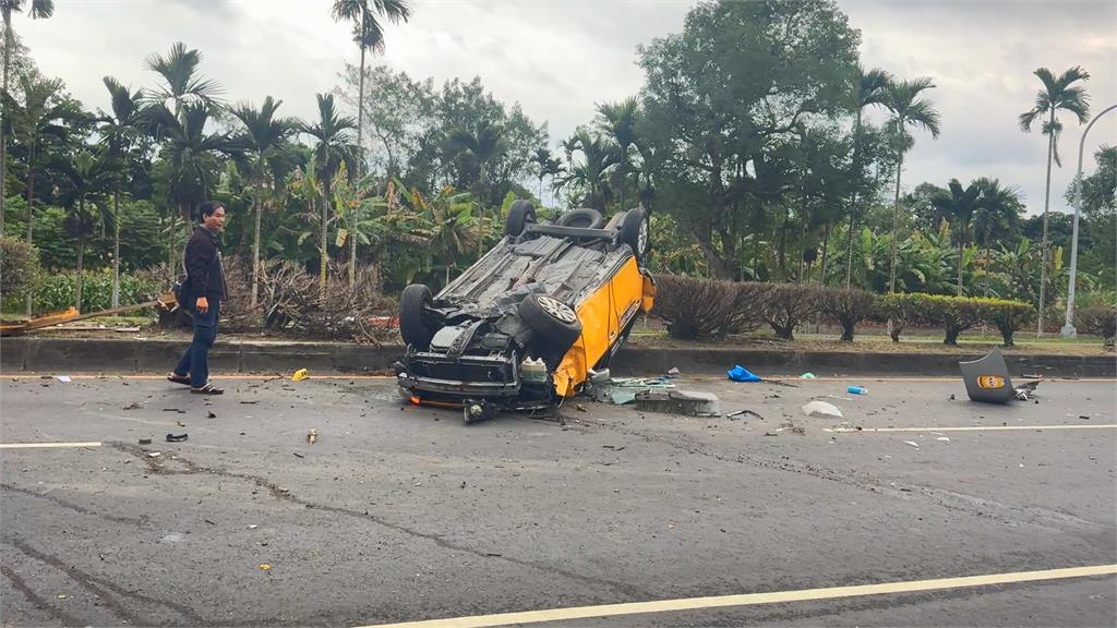 快新聞／開到睡著？花蓮台9線「保時捷凱燕」撞翻計程車　釀3傷