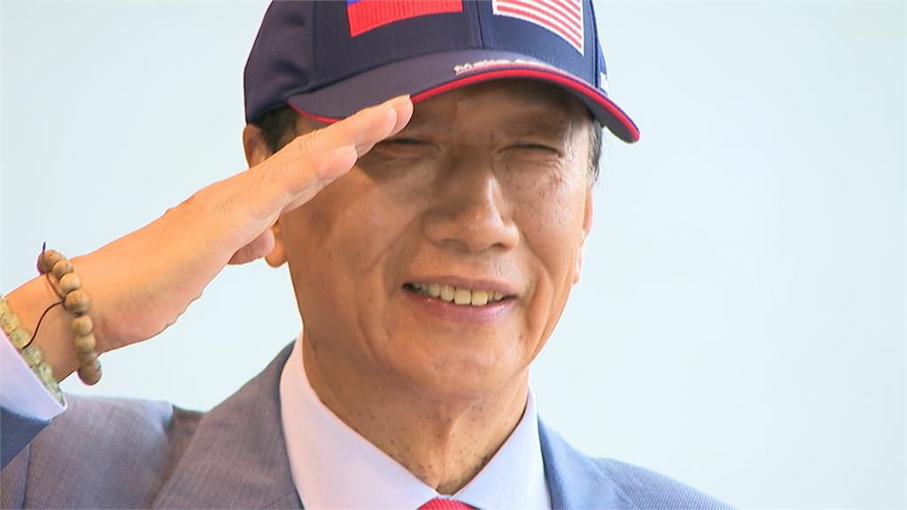飛美前同框許淑華「新書返國當天上市」 郭台銘獨立參選態勢明朗