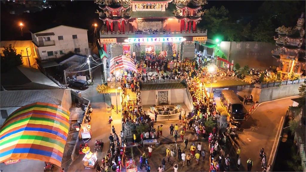 大庄媽北港進香回鑾！　昨晚駐駕龍井清水祖師廟湧大批信眾迎駕