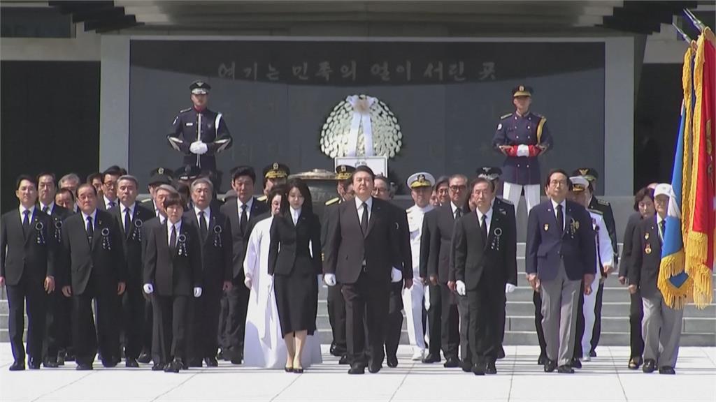 韓美同盟升級「以核為基礎」　尹錫悅悼韓戰英雄誓言保衛國民