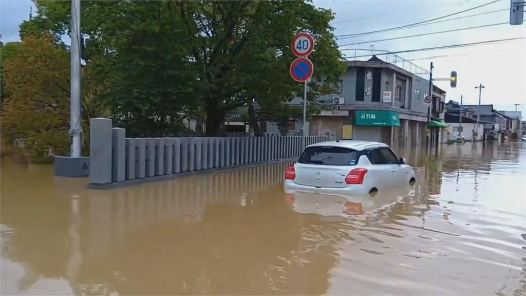 日本北陸再遭暴雨! 警報從5級降至4級 鐵路部分路段仍停開