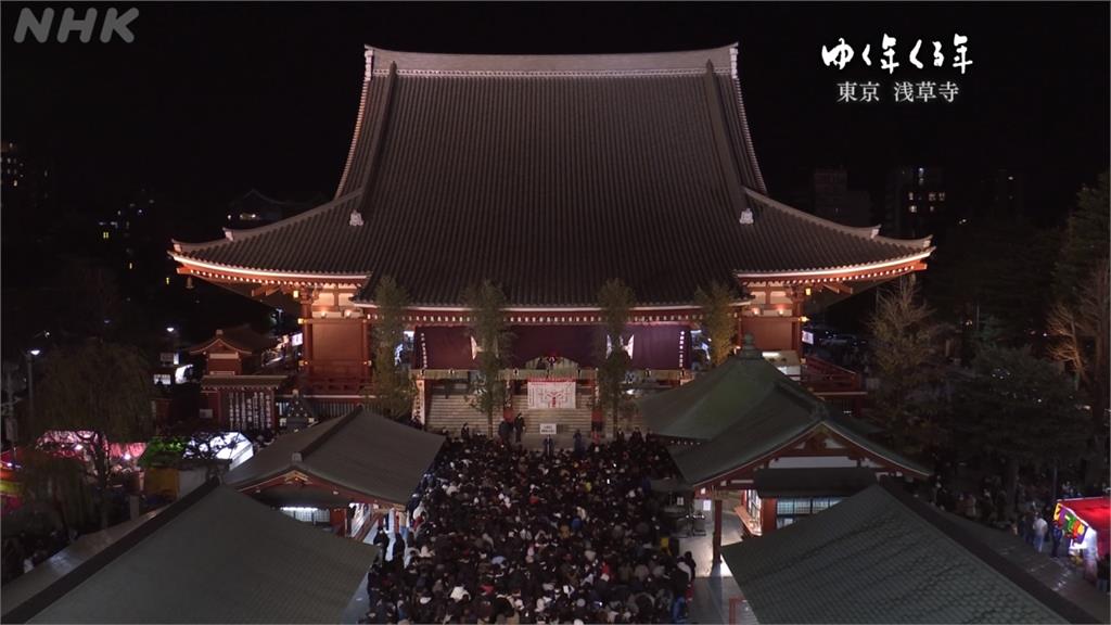 告別2021 澳洲雪梨歌劇院跨年焰火閃耀夜空