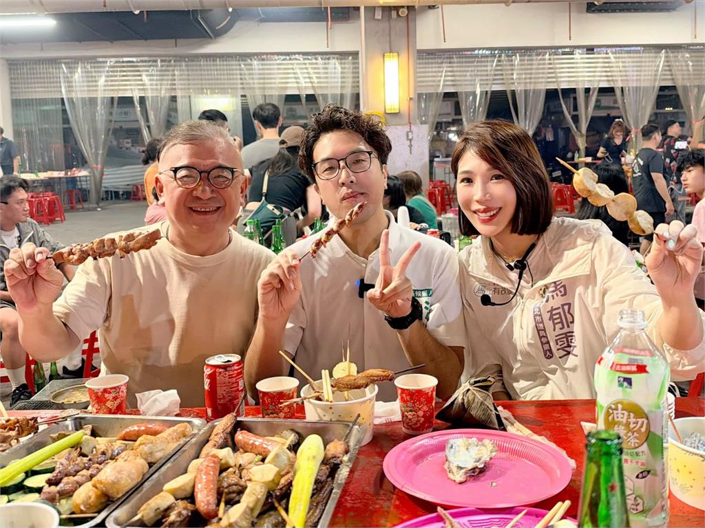 蔣萬安不只亂丟甘蔗！當晚另1活動「台上喊凍蒜」全場安靜…他酸：百年難得一見奇才