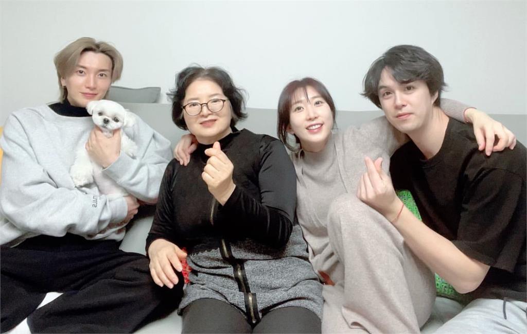 SJ來台開唱後5天被爆「轉賣應援物」　粉絲氣炸引利特姐回：有做錯？