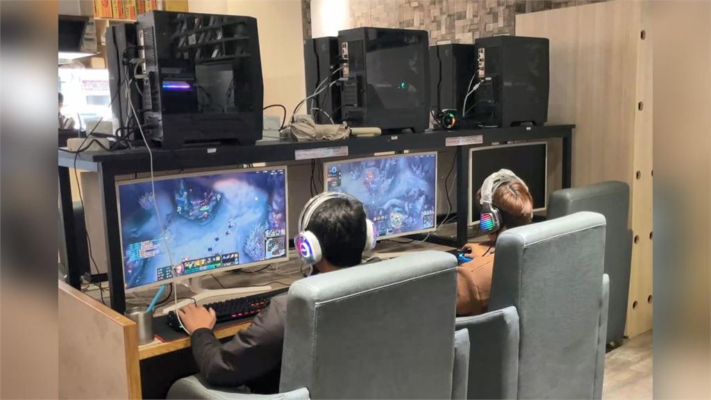 電競玩家住飯店2年「不給房務打掃」！退房驚見整座「咖色衛生紙山」比馬桶還高