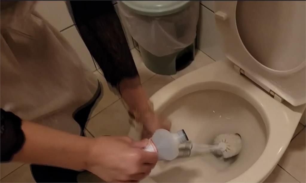 小心「漂白水＋1物」恐釋放化學毒氣！醫曝清潔劑「NG組合」：這2種別混用