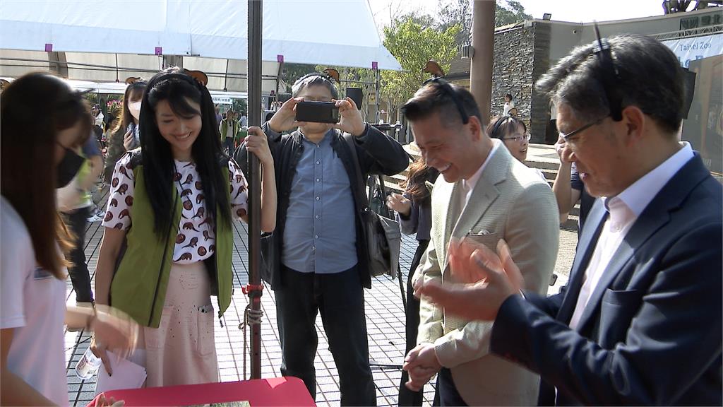 世界穿山甲日動物園辦活動　台東驚現野生穿山甲逛超商