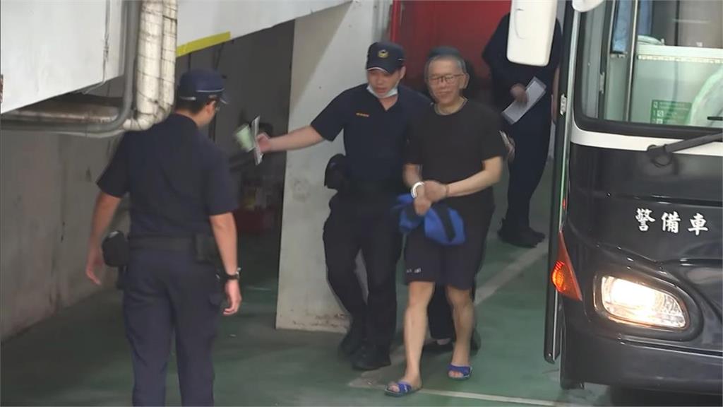 黃國昌憂「柯文哲恐不願交保」 167字心聲「網都懂」獻策:可採雙主席制