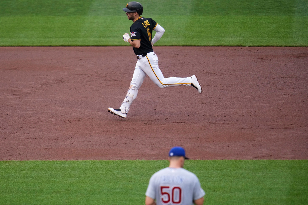 MLB(影)/不滿主審不讓挑戰好壞球!海盜球星大聯盟生涯首度遭驅逐出場