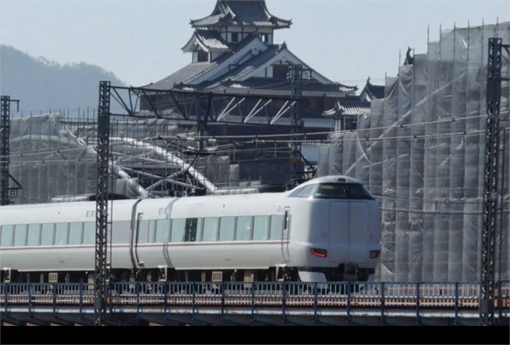 日本電車司機疑「打盹」衝過站！防過站裝置竟沒反應...350名乘客驚魂