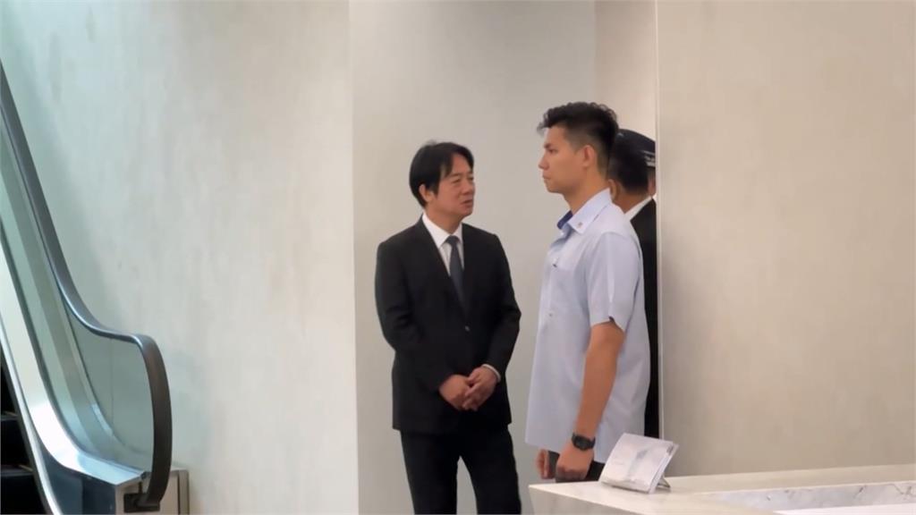 賴總統南下弔唁殉職飛官　盧爸爸沉痛呼籲重視T-34安全問題