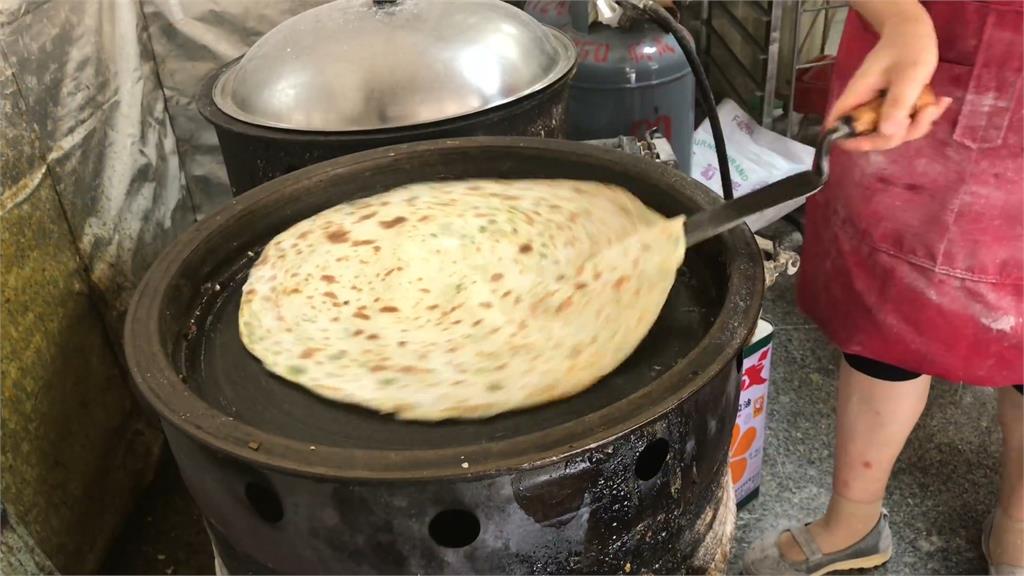 台灣趴趴走/蔥油餅的古老傳說 源自古中國晉朝 雲遊高僧支遁的「支公餅」!