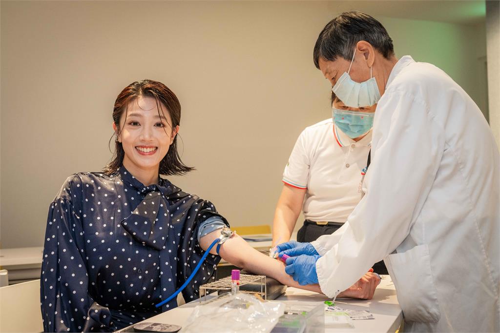 黃薇渟認了對人生無感!約《俗女養成記》宋偉恩抽血救人找回「溫度」