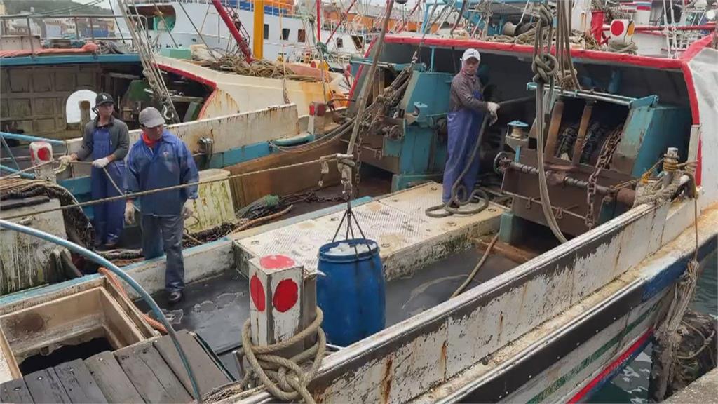 緊張! 中國"環台軍演" 我國漁民出海疑直擊中艦作業