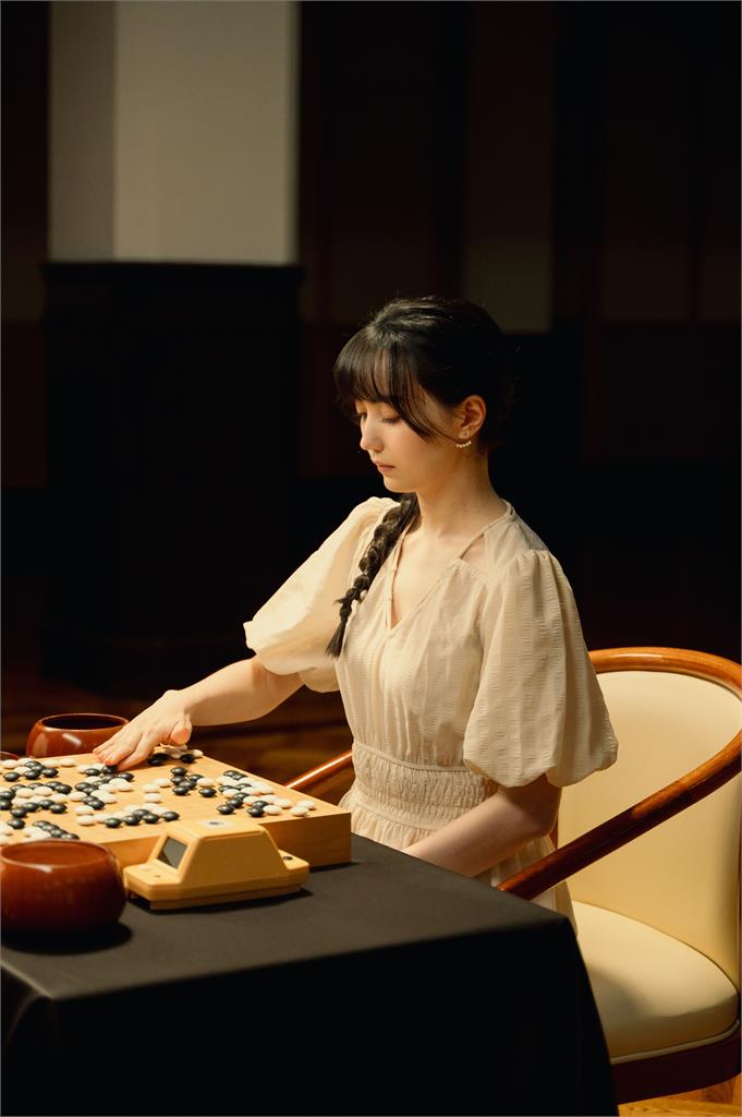 快新聞/人生如棋、落子無悔! 文總《匠人魂》紀錄黑嘉嘉與許皓鋐職涯「最好一著」