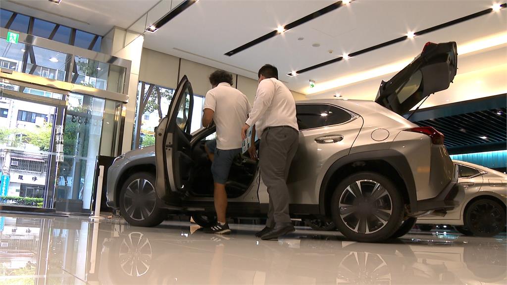 關稅風險+鬼月 車市急凍 3萬輛進口車滯台北港