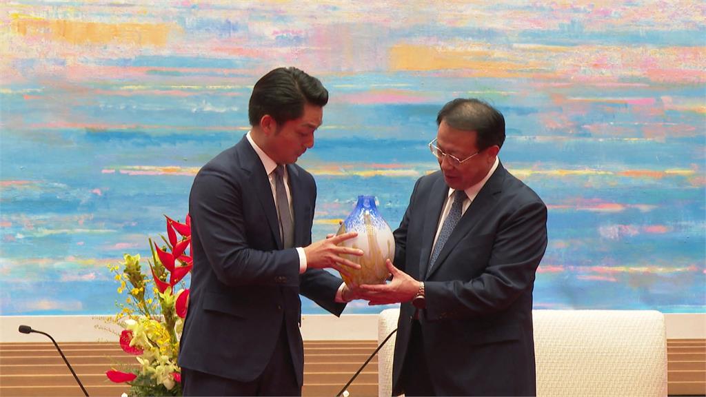 蔣萬安赴雙城論壇恐被逼表態 梁文傑:相信蔣的智慧