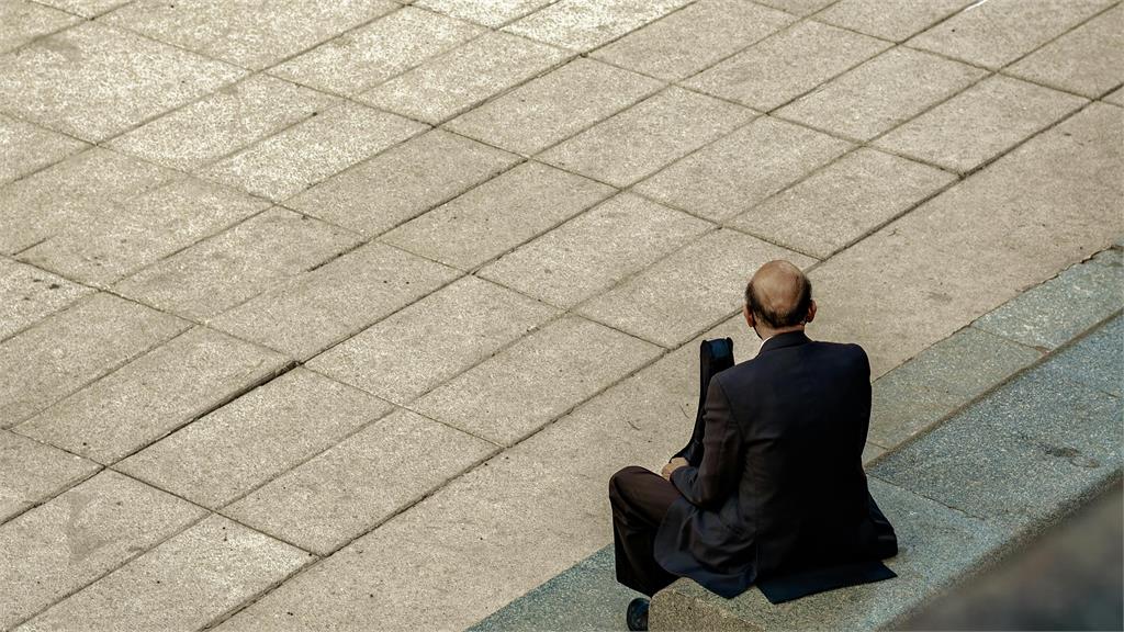 禿頭族的福音!台大研發「20天生髮神液」百萬網友激動喊:保護台灣