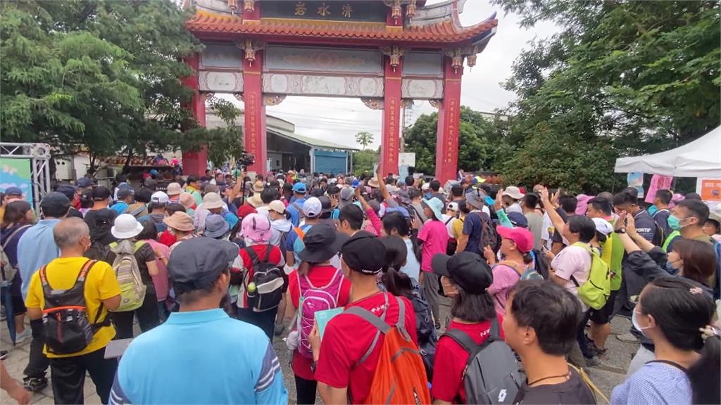 挑戰卦山大縱走 2千人造訪社頭中央嶺及18彎古道美景