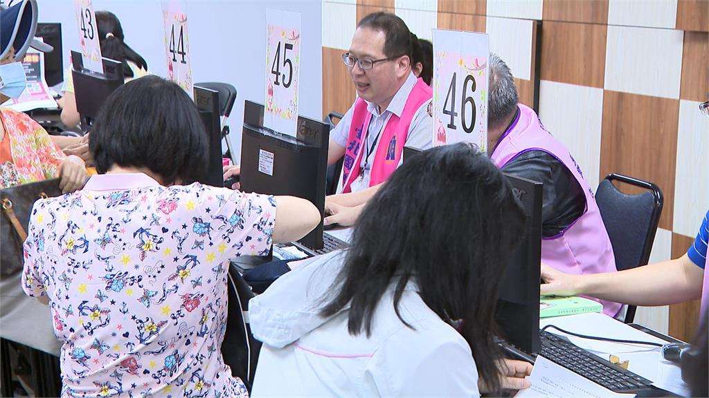 物價漲稅反降!700萬戶迎減稅小確幸 一家四口最高減1.76萬