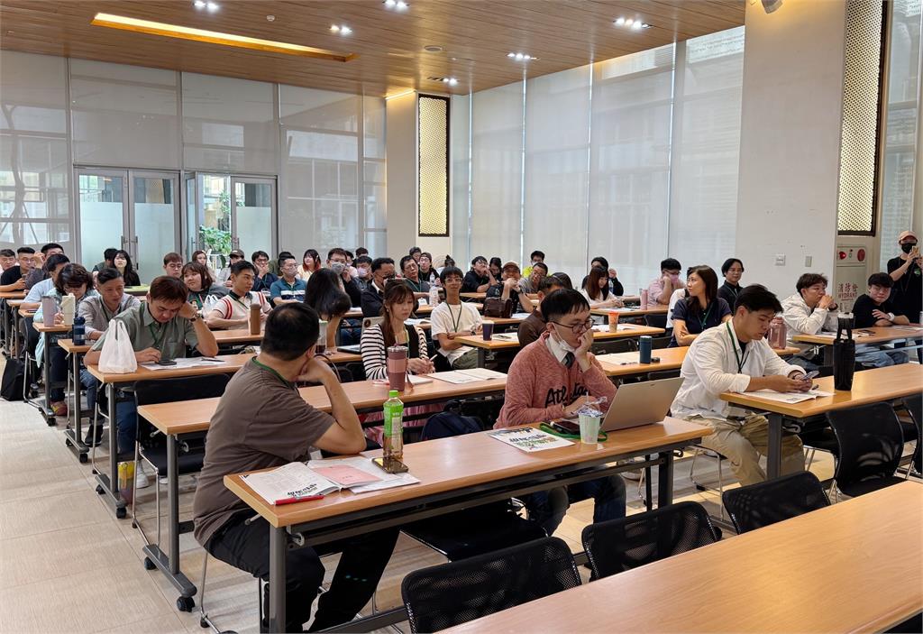 快新聞/全國首創「里長海選」 王義川坦言:民進黨正面臨人才斷層挑戰