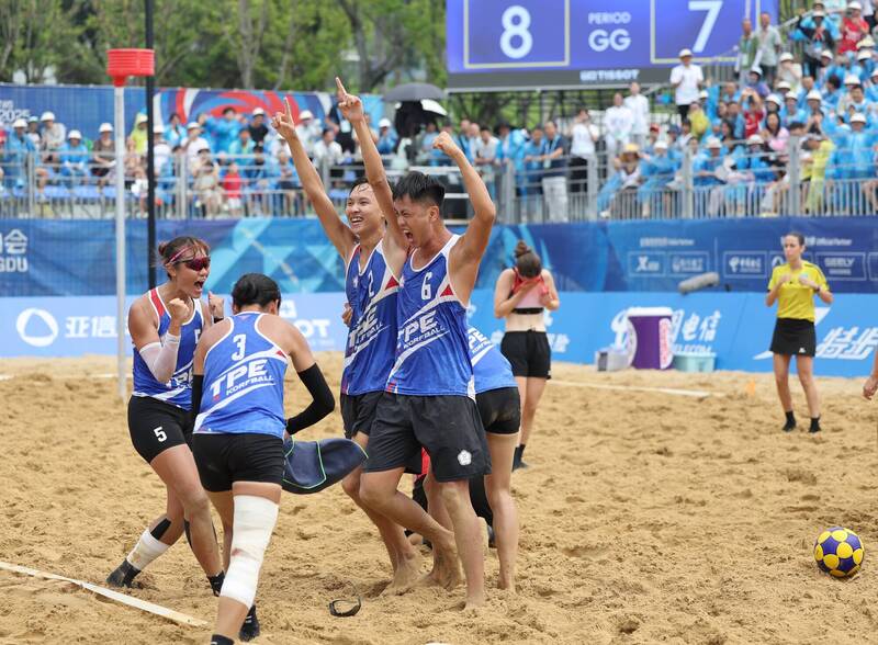 世運會／這是什麼劇本！台灣隊「逆轉致勝絕殺」奪沙灘合球歷史首金