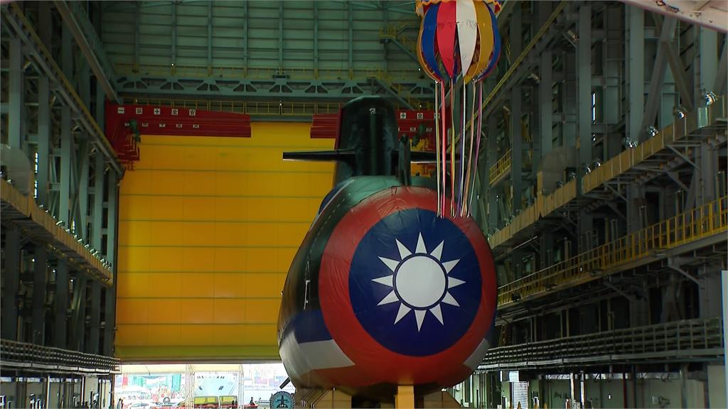「海鯤號泊港測試」進度超前 王定宇喊話藍白支持國艦國造