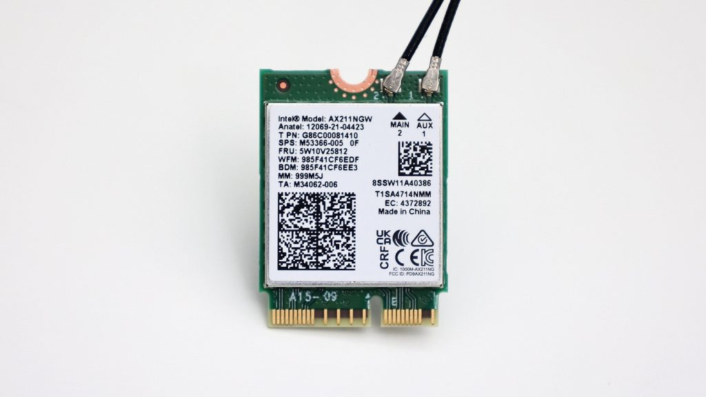 ASRock B860M Steel Legend WiFi 平價銀白色加入 Thunderbolt 4