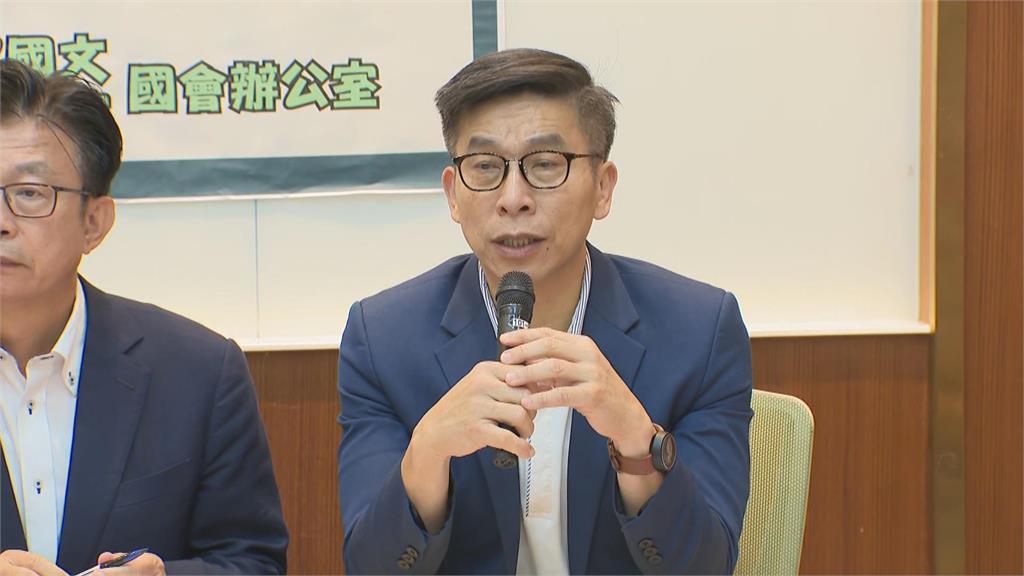 快新聞/黃偉哲貼文遭亂翻譯「去死」! 立委怒了狂轟Meta:詐騙共犯、不受政府監