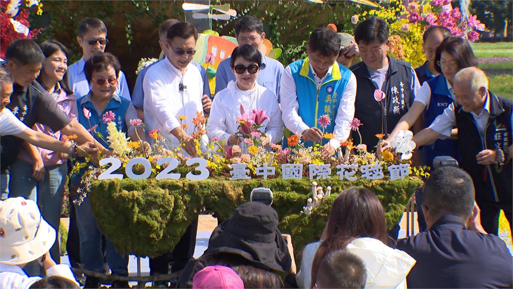 台中國際花毯節11/11登場　全台首見「漂浮花卉城堡」主花毯