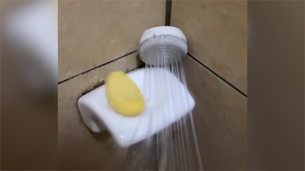 如何讓肥皂快速轉動？他用這招「一秒變陀螺」吸3千萬觀看