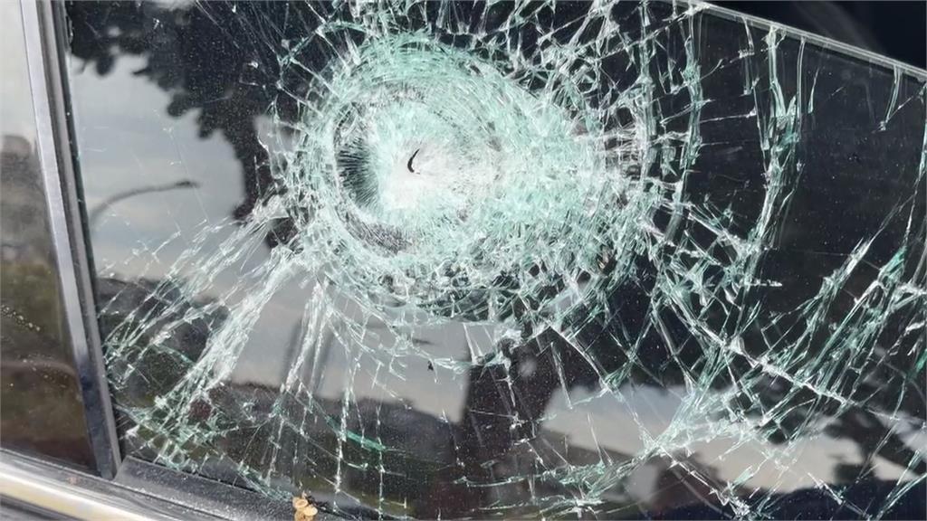 頭份街頭槍響！嫌犯疑酒後糾紛談判　攔車開槍2傷