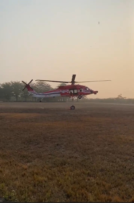 快新聞／美濃公墓野火燒月光山2公頃　空勤總隊再出動灌救