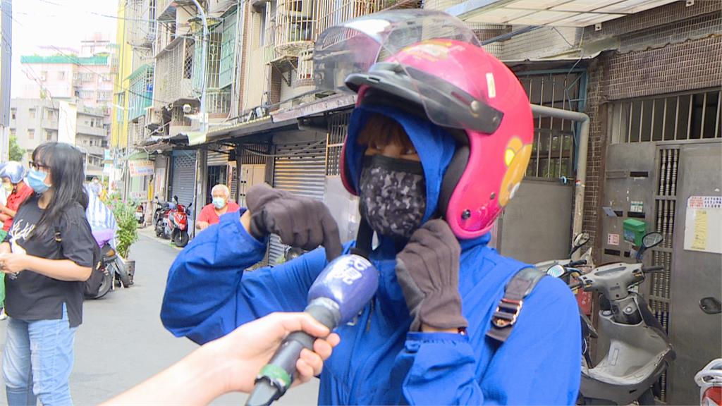 沒錯...就是那一家！　板橋知名鳳梨酥　即日起禁止排隊一週