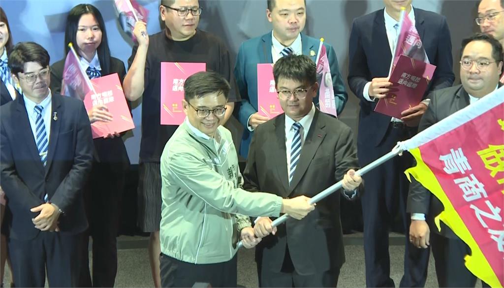 賴瑞隆青商後援會成立　陳其邁全力催票"蓋下去就對了"