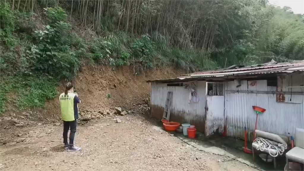 桃園復興區大量土石崩塌 20居民緊急撤出
