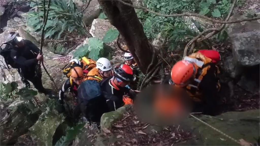 山羊峽谷溪降墜谷受傷 救難人員找到斷腿受困男子 幸意識清楚