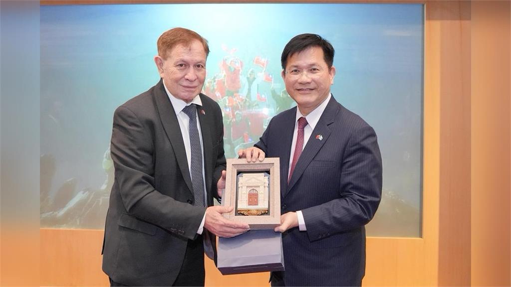快新聞／中共對台灣出手了！我國友邦驚傳議員遭收買　主要瞄準「這政黨」