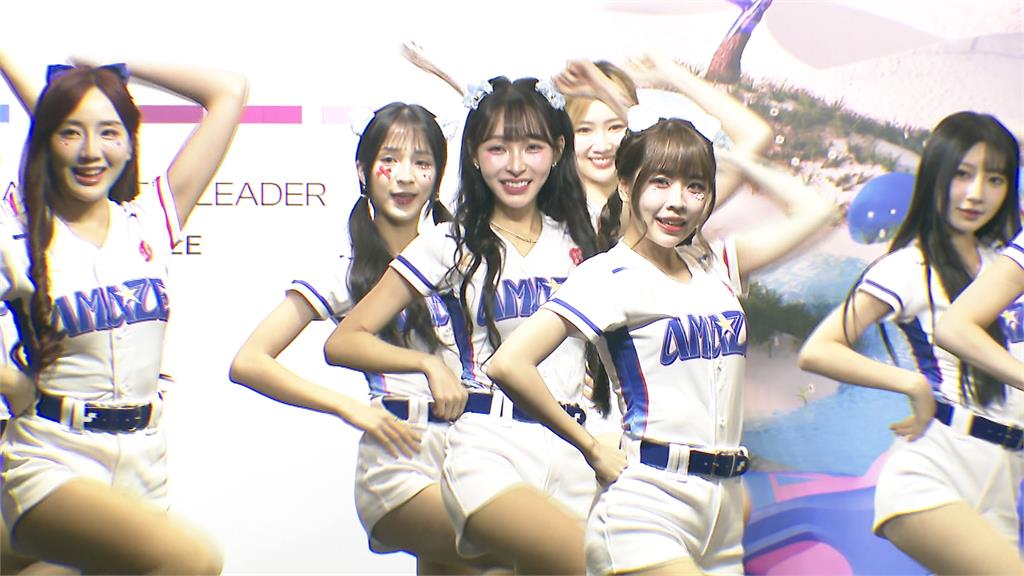 經典賽啦啦隊超拚！　36位女孩「僅取12強」殺進東蛋應援