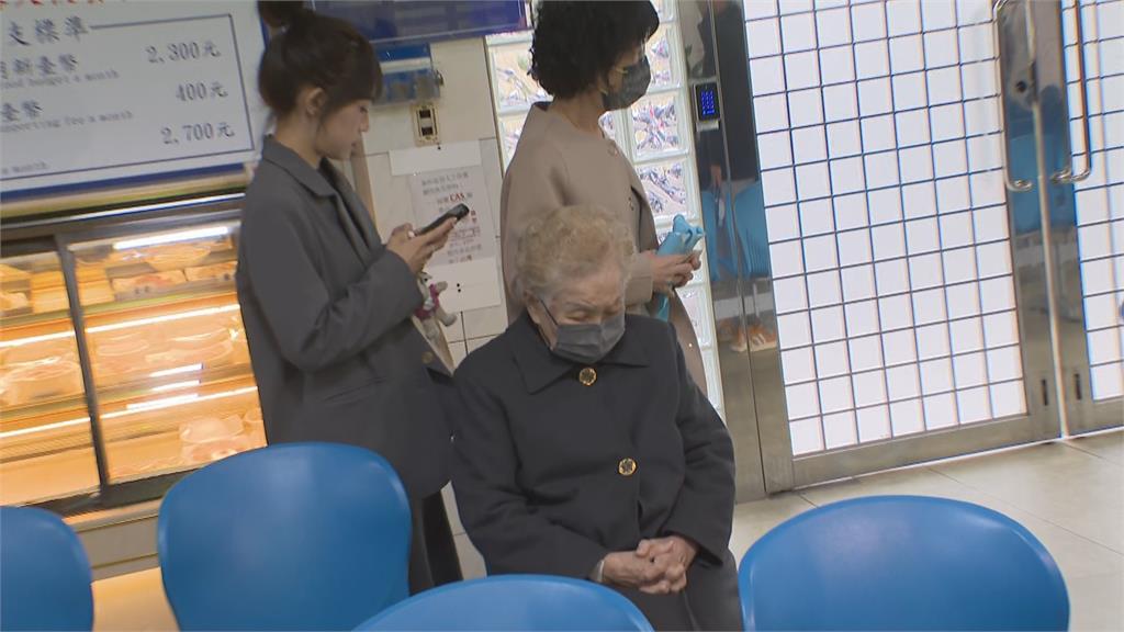 快新聞/柯媽赴北所首度見兒! 陳佩琪今日準備「這些」給柯文哲